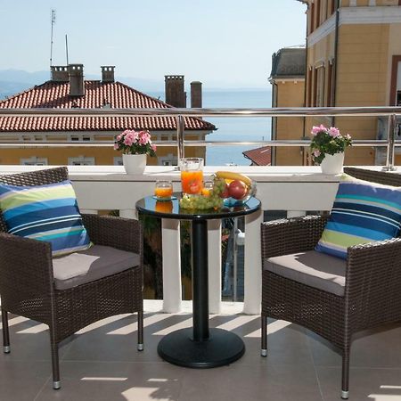 Iva, Opatija Centar Apartment Luaran gambar