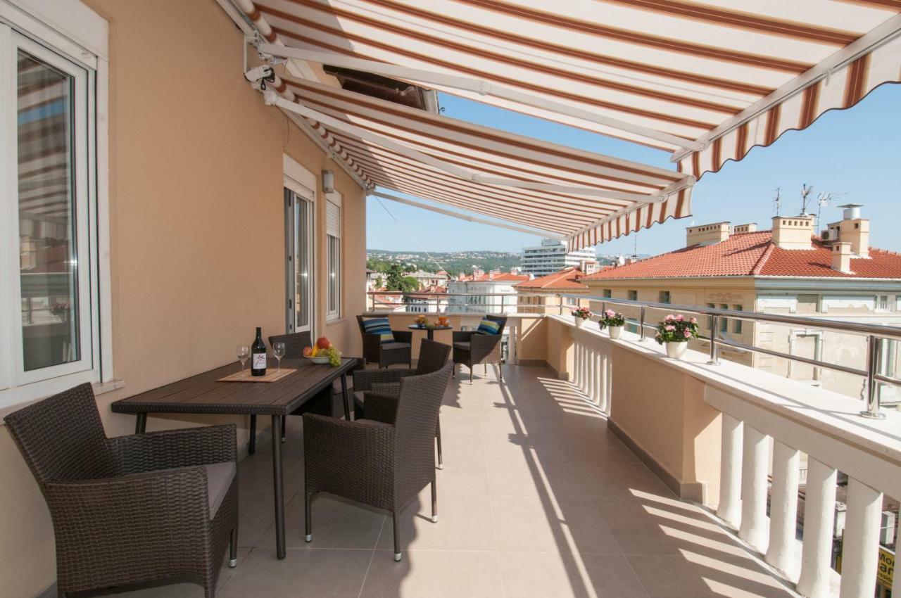 Iva, Opatija Centar Apartment Luaran gambar