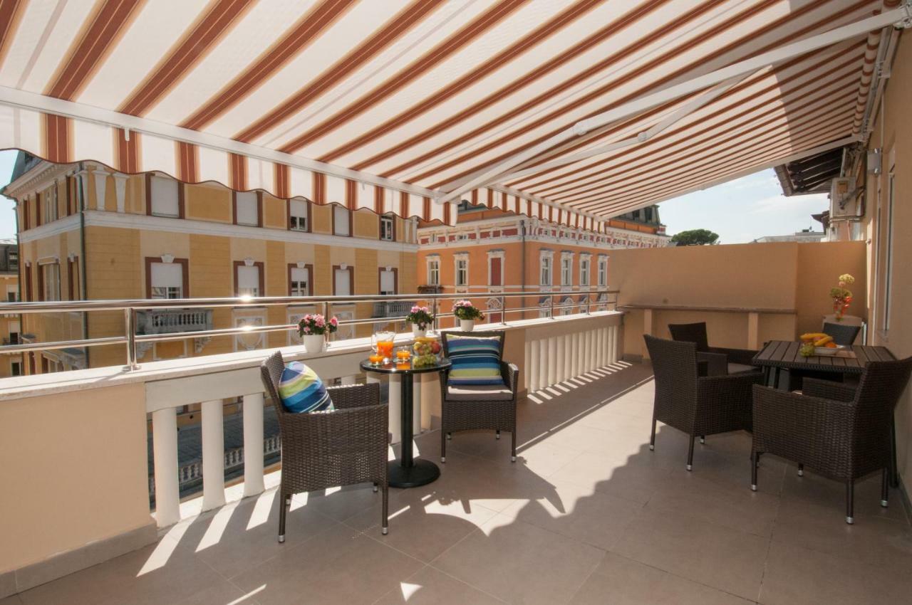 Iva, Opatija Centar Apartment Luaran gambar