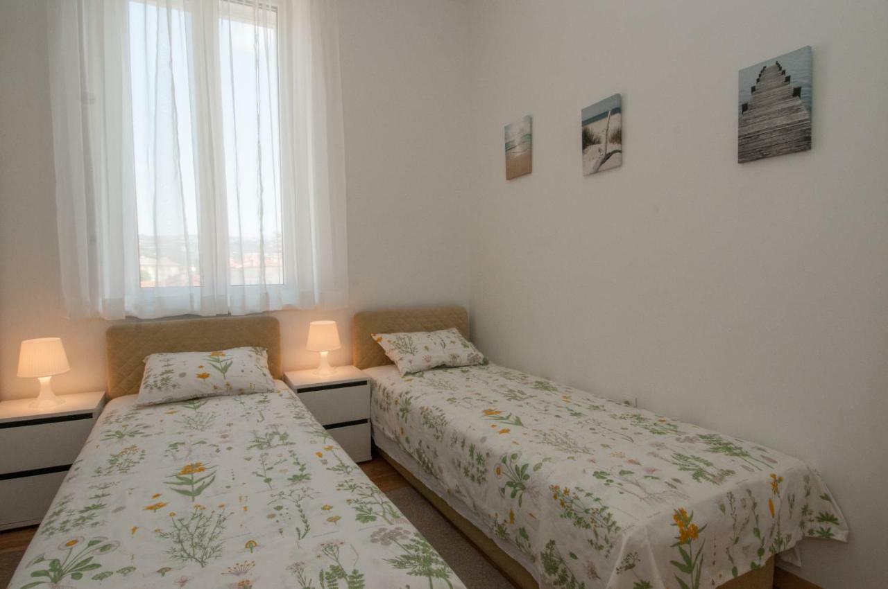 Iva, Opatija Centar Apartment Luaran gambar